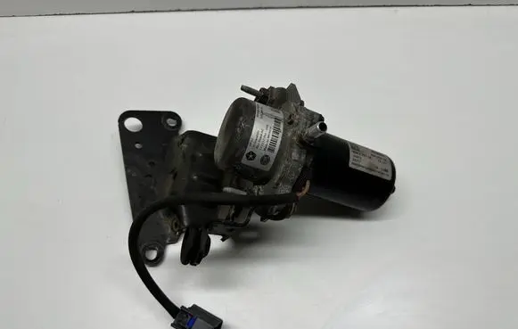 Dodge Durango III Vacuum pump P04581954AB