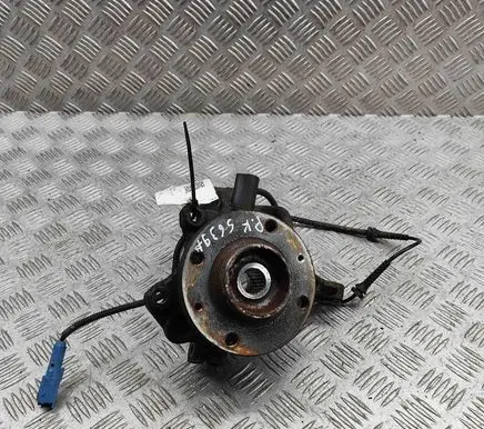 Citroen C3 Front wheel hub 1607557480