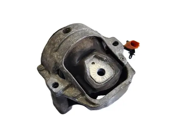 Audi A5 Engine mount vacuum valve 8R0199381N