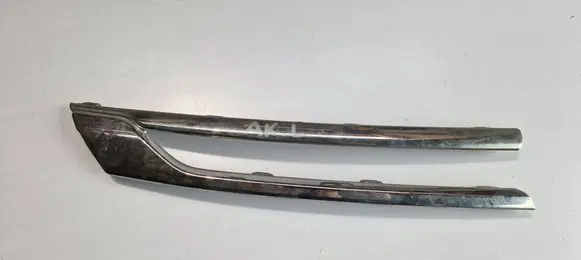 Opel Astra K Front bumper upper radiator grill 13423642