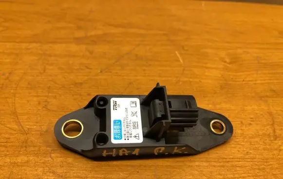 Honda Accord Airbag deployment crash/impact sensor 77970SEGE811M1