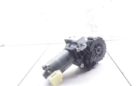 BMW 5 F10 F11 Seat adjustment motor 5210916874500 0390204007