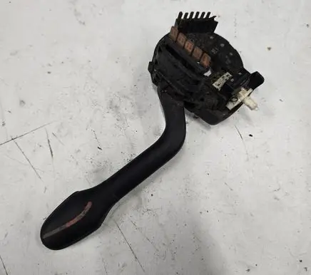 Volkswagen Polo III 6N 6N2 6NF Indicator stalk 0891007