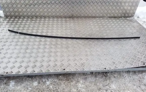 Roof trim bar molding cover