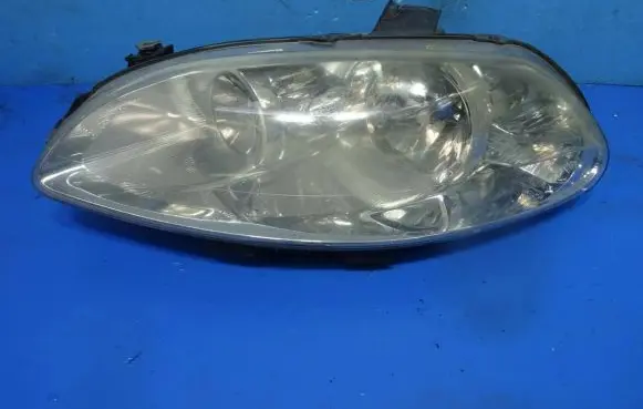 Fiat Croma Headlight/headlamp 518012660
