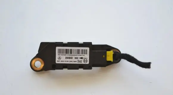 Mercedes-Benz CLC CL203 Airbag deployment crash/impact sensor A0018209126