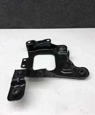 Volvo V40 Battery tray 