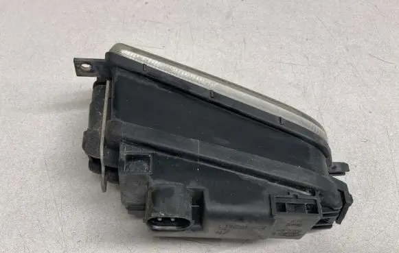 BMW 5 E39 Front fog light 837794