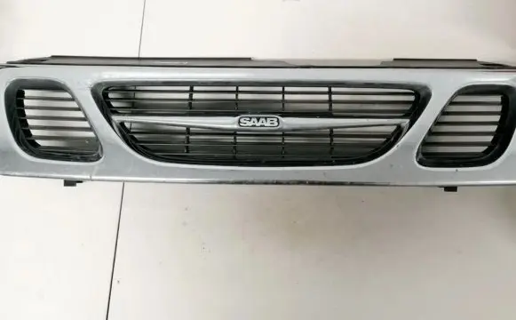Saab 9-5 Front grill