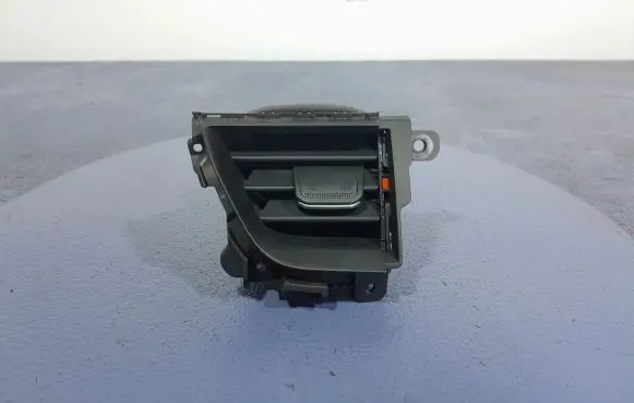 Dashboard side air vent grill/cover trim