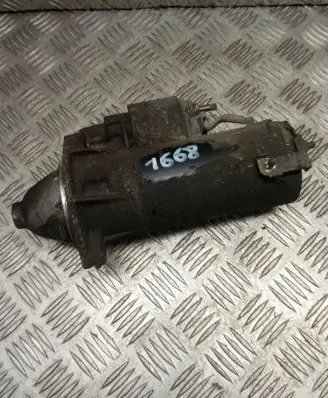Volkswagen PASSAT B5 Starter motor 1005821478