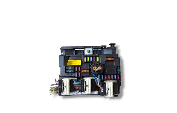 Citroen DS3 BSM Control unit 9667199680