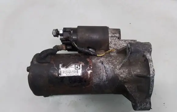 Peugeot 406 Starter motor M001T80481