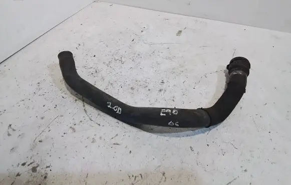 BMW 3 E90 E91 Coolant pipe/hose 