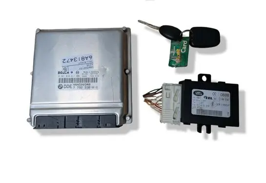 Land Rover Freelander Engine ECU kit and lock set 0281010811 NNN500340