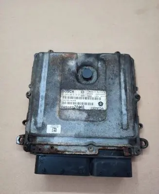 Jeep Grand Cherokee (WK) Engine control unit/module P05187204AB
