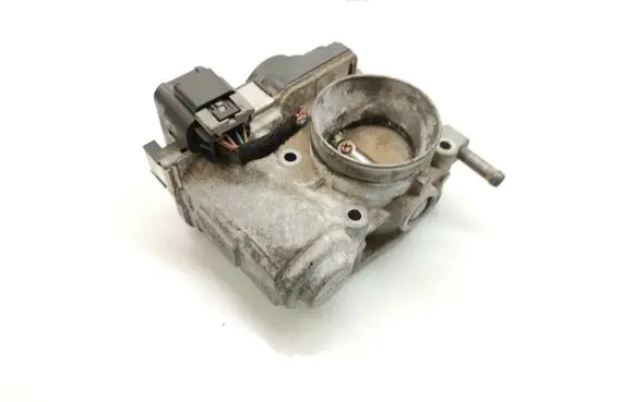 Opel Astra J Electric throttle body valve 