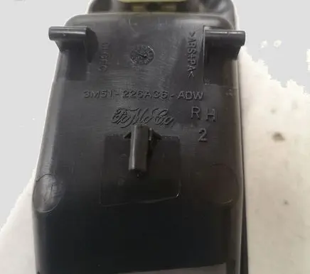 Ford Focus C-MAX Electric window control switch 3M51226A36