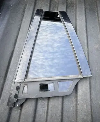 Volvo V60 Rear vent window glass 31442970 43R011795 E000001