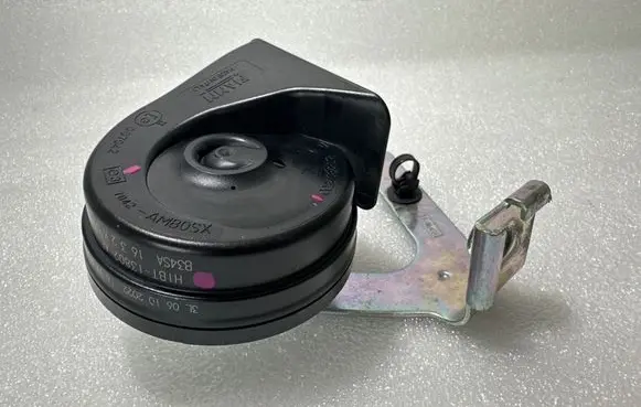 Ford Fiesta Horn signal H1BT13802AF 3L06102022 1632K06