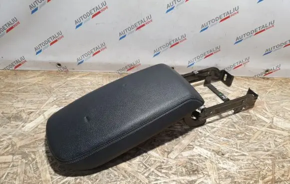 BMW X3 F25 Armrest