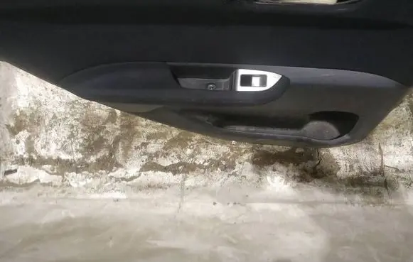 Honda FR-V Rear door card panel trim