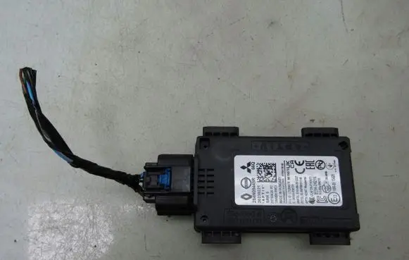 Nissan Qashqai J12 Distronic sensor radar 284N09449R