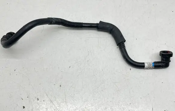 KIA Niro Hybrid/electric vehicle battery cooling hoses/tubes 375Y2AO030