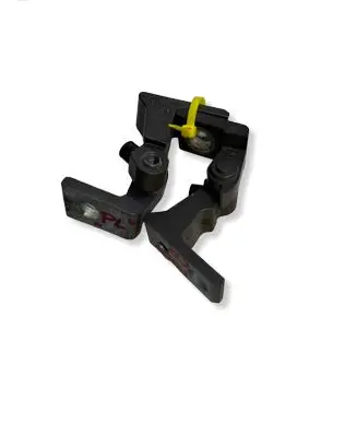 Volkswagen Polo V 6R Front door upper hinge 7N0831401