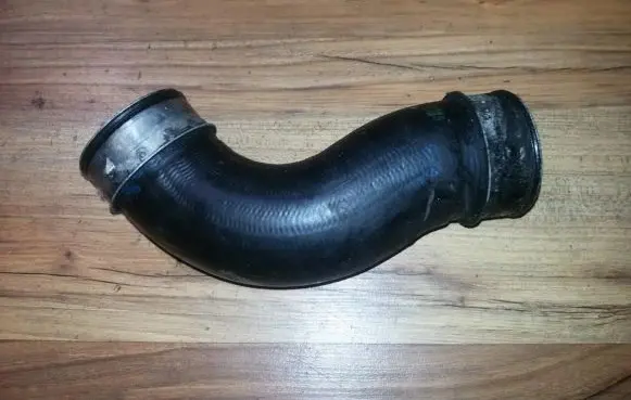 Audi A3 S3 8P Intercooler hose/pipe 1k0145838d