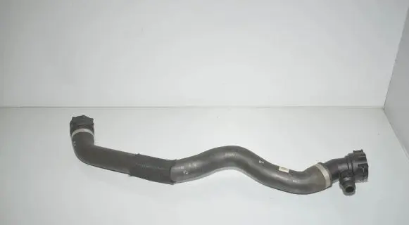 BMW X5 G05 Engine coolant pipe/hose 8582010 17128582010