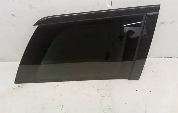 Mercedes-Benz GL X164 Rear side window