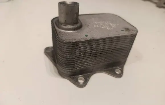Audi A4 S4 B8 8K Engine oil radiator 06J117021J