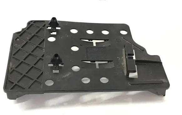 Volkswagen Polo V 6R Other engine bay part 6R0906507F