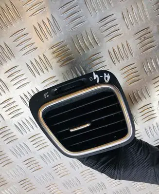 Volkswagen Eos Dashboard side air vent grill/cover trim 1Q0819710B