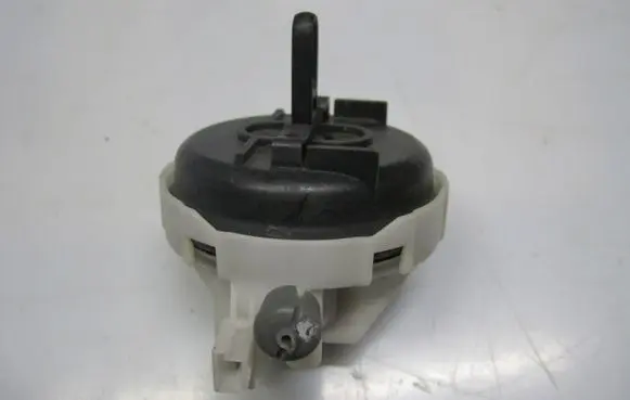 Mercedes-Benz S W220 Valve A2208000375