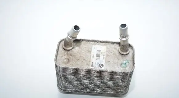 BMW X5 E53 Engine oil radiator 7537601