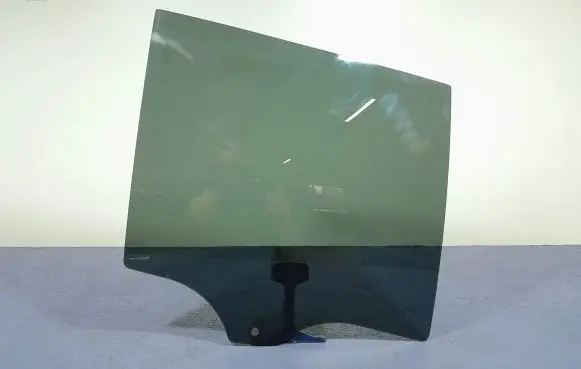 BMW X5M F85 Rear door window glass