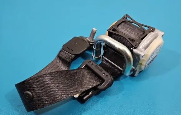 Opel Insignia B Rear seatbelt 39133021 IMPRK1546621