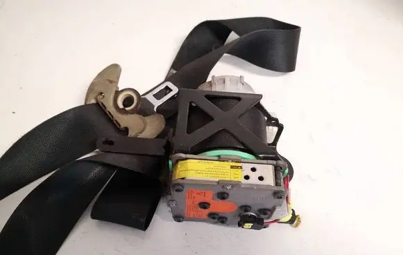 Toyota Auris 150 Front seatbelt 7322002220 73220-02220