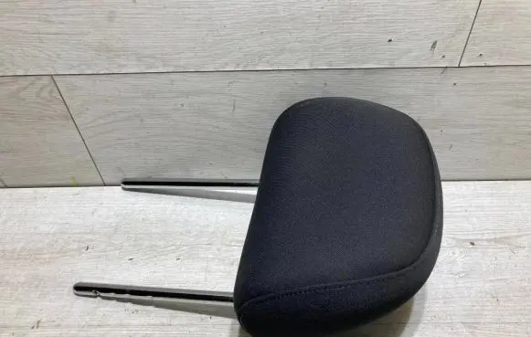 Volkswagen Beetle A5 Front seat headrest 