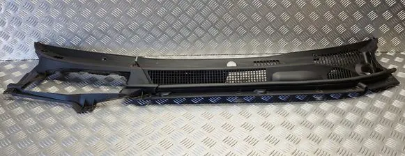 Toyota RAV 4 (XA20) Wiper trim 5570842110 55784142040 5570842130