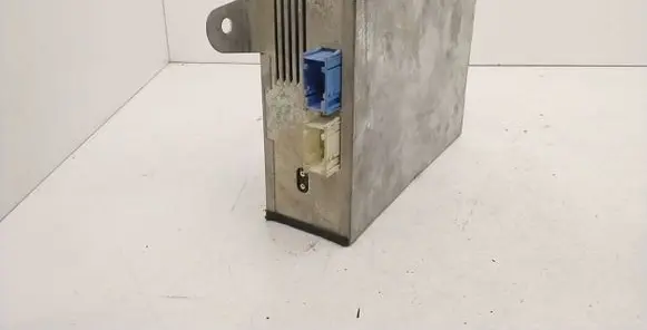 BMW 7 E38 Video control module 6903727 037138050 010293