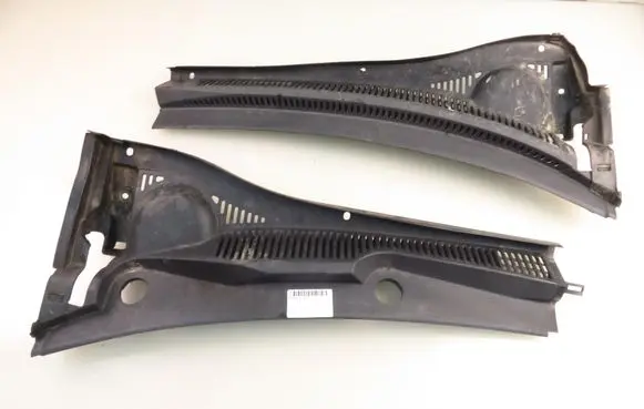 Suzuki SX4 Wiper trim 7233179J1 7234179J1