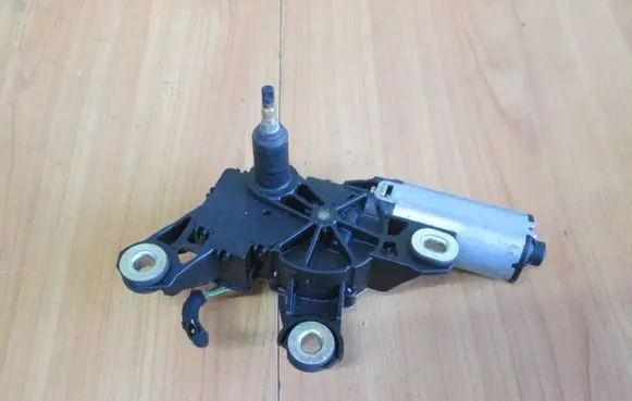 Audi A3 S3 8L Rear window wiper motor 8L0955711A