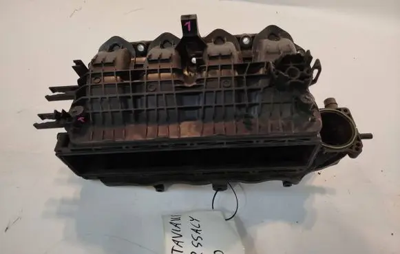 Volkswagen Golf VII Intake manifold 04E129711J ZSB709L