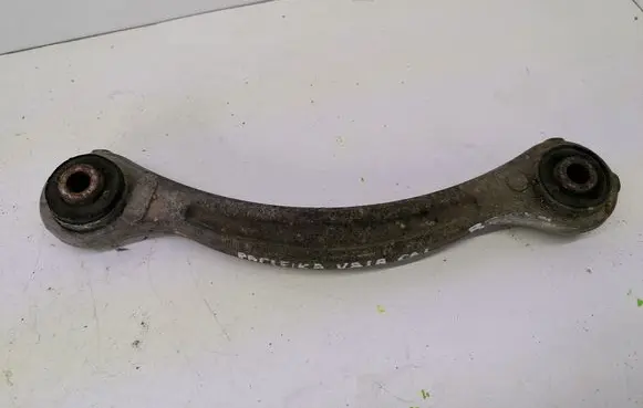 Chrysler Pacifica Rear upper control arm/wishbone 04743247AA