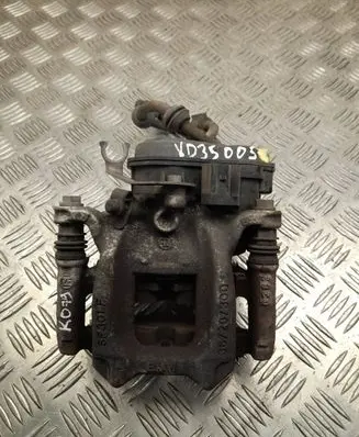 BMW iX1 Rear brake caliper 689106502