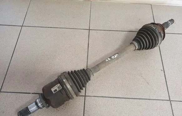 Toyota Urban Cruiser (XP110) Front driveshaft