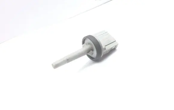 Audi A4 S4 B6 8E 8H Interior temperature sensor 1J0907543 585505